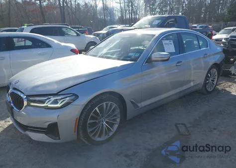 2021 BMW 540I xDrive z USA, uszkodzony, nr VIN WBA73BJ07MWW92452
